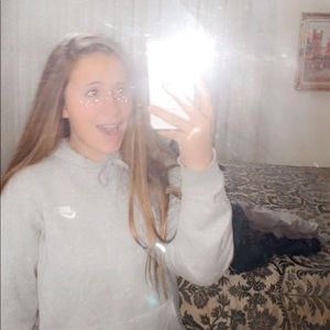 Meet your Posher, Reagan